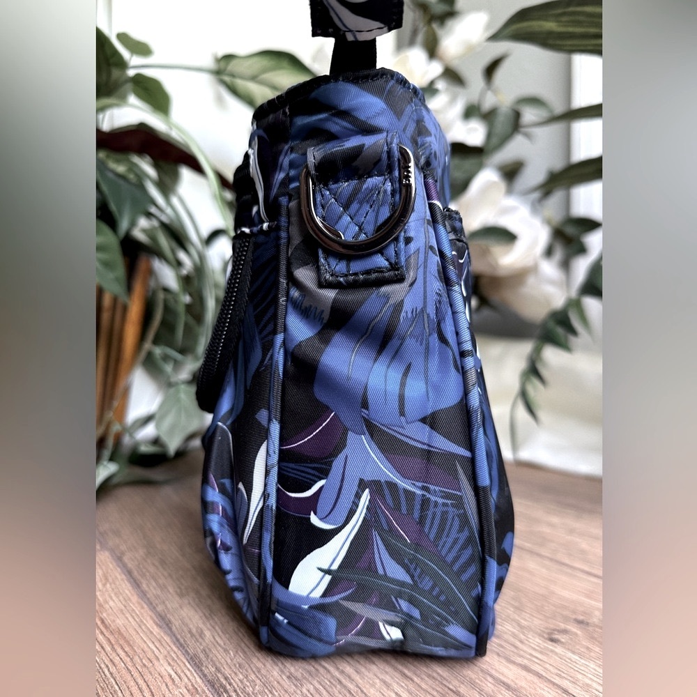 Lug 2 Pc. Bundle Blue Leaf Mambo Crossbody & Blue Leaf Adagio Crossbody Bags - Picture 14 of 16